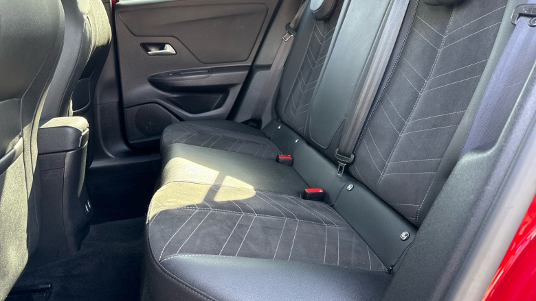 Vauxhall Mokka 100kW Ultimate 50kWh 5dr Auto Electric Hatchback